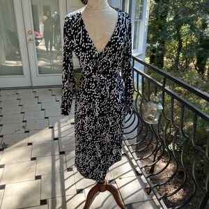 Diane Von Furstenberg Black and White Long Sleeve Dress L